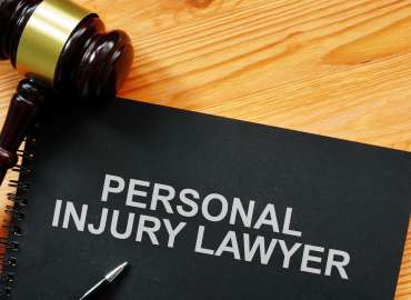 What Are the Qualifications of a Personal Injury Attorney Near Boca Raton